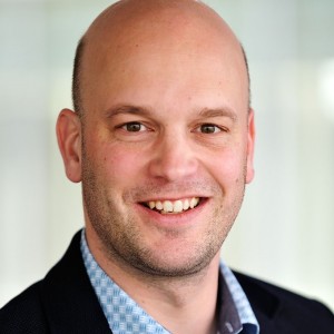 mr. L.L.C. Blom AA RA