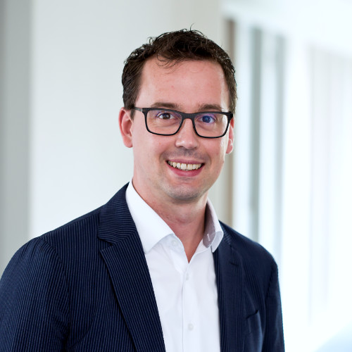 drs. R.P. Oosterveen RB