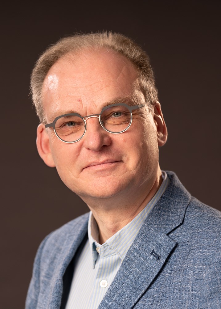 mr. dr. E.R. Helder