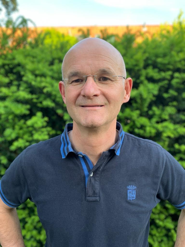 mr. R.J. Roerink